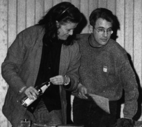Jutta Ditfurth und Uwe-Jürgen Ness bei einer Lesung 1994 in Freundenstadt (BaWü); Privataufnahme; Jutta Ditfurth und Uwe-Jürgen Ness bei einer Lesung 1994 in Freundenstadt (BaWü); Privataufnahme;